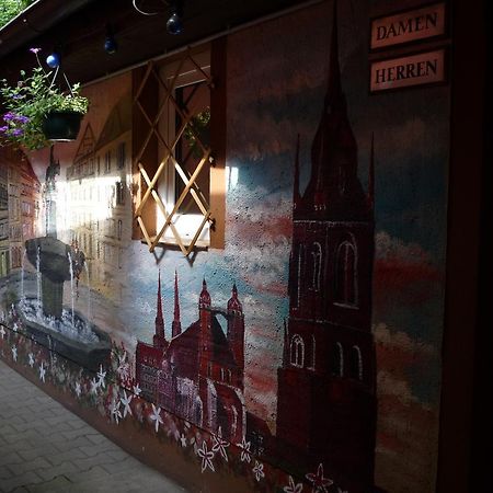 Gasthof & Pension Hause Halle  Exterior photo