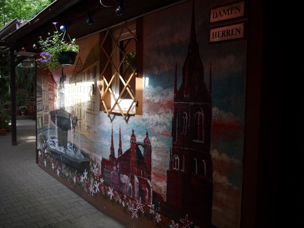 Gasthof & Pension Hause Halle  Exterior photo