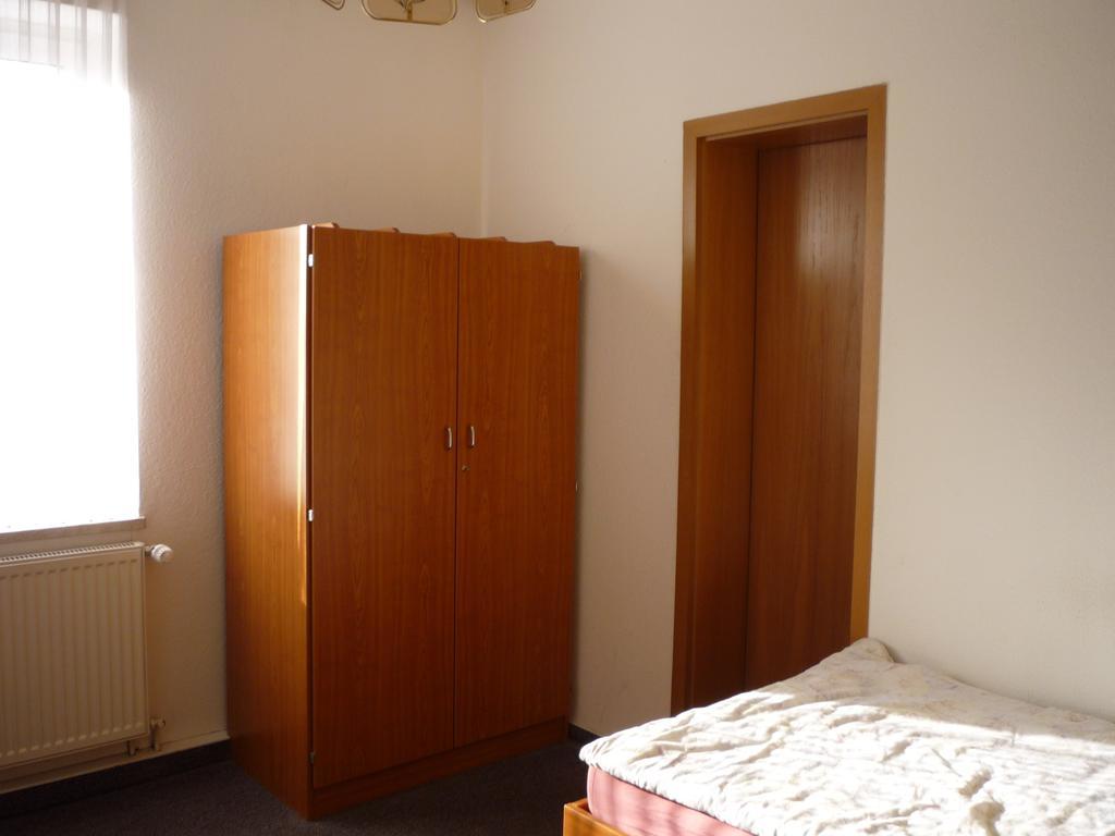 Gasthof & Pension Hause Halle  Room photo